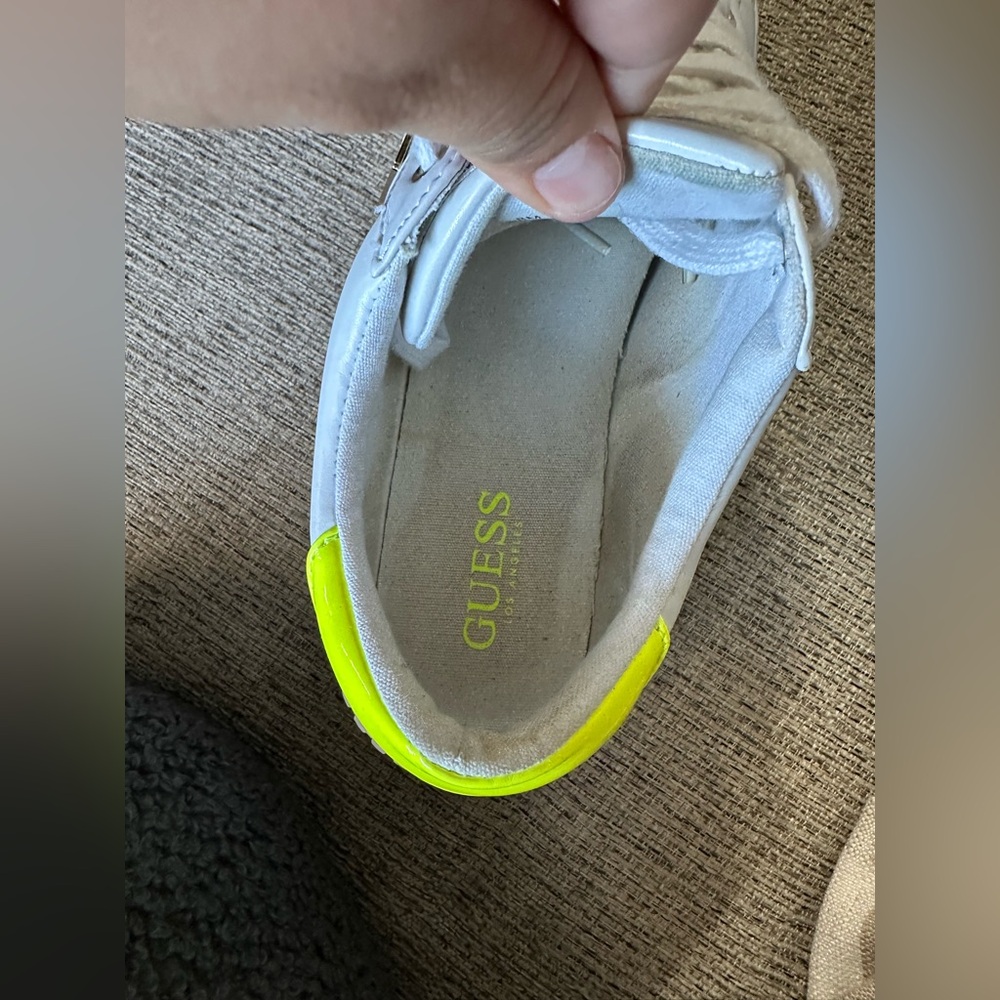 Guess sneakers - Picture 7 of 10